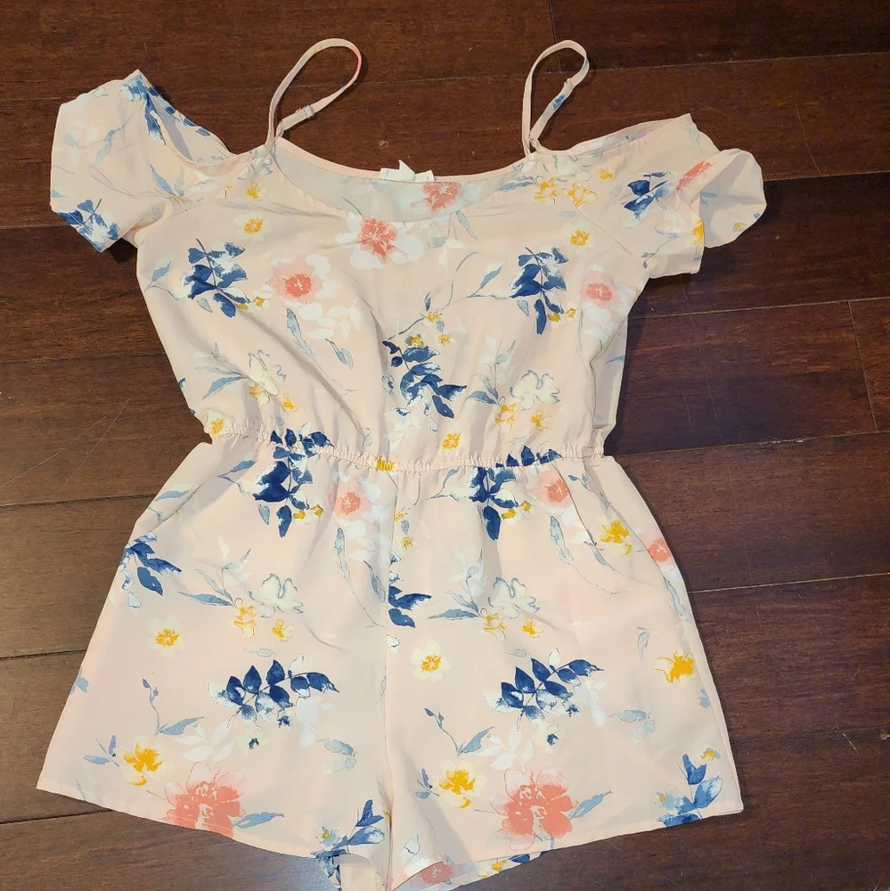 Romper - Picture 1 of 1